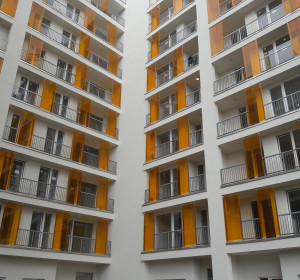 2018. június 27. A City Home H belső részén elkészültek a narancsszínű dekorpanelek